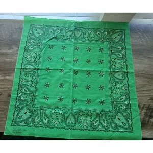 Vintage Green Paisley Bandana‎ Handkerchief Fast Color 50/50 Poly-cotton 14193